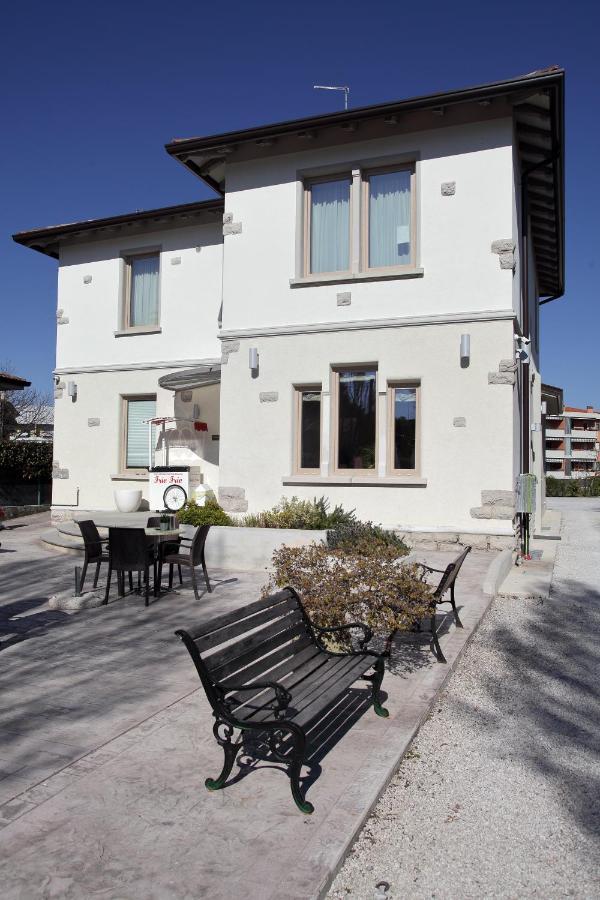 Residence Villa Frio Frio Ronchi Dei Legionari Extérieur photo